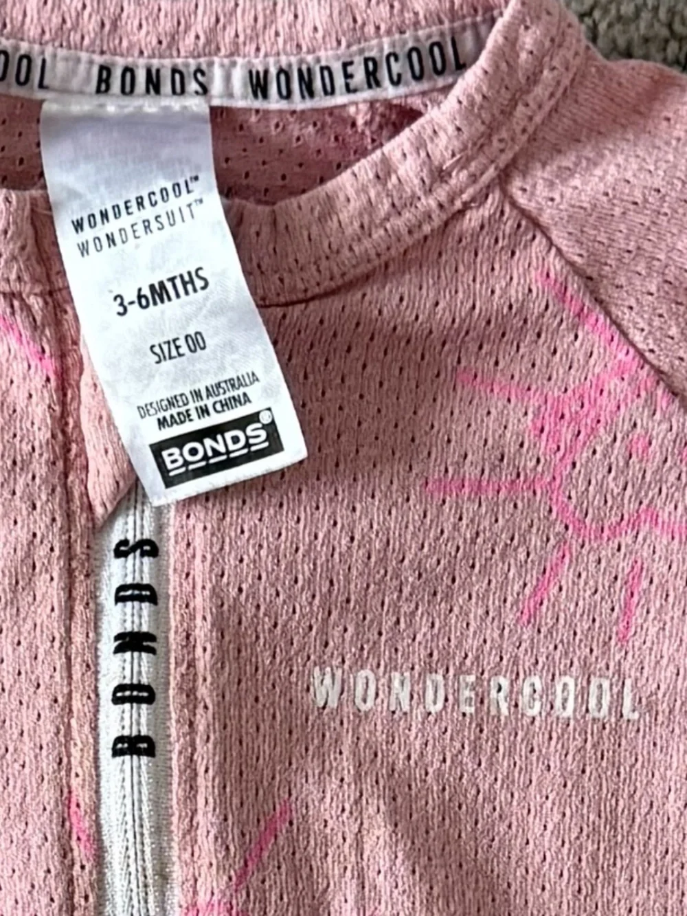 Bonds Australia Pink Wondercool Size 3-6 months baby girl EUC